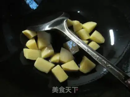 Make Curry orchid potatoes step 1