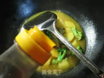 Make Curry orchid potatoes step 4