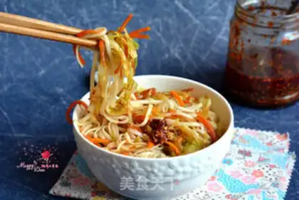 Make Carrot-covered noodles step 10