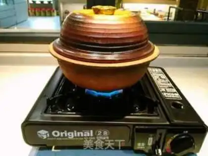 Make A waterless roasted potatoes step 2