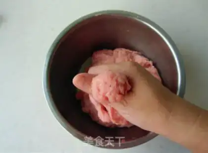 Make A meatball toad fan soup step 4