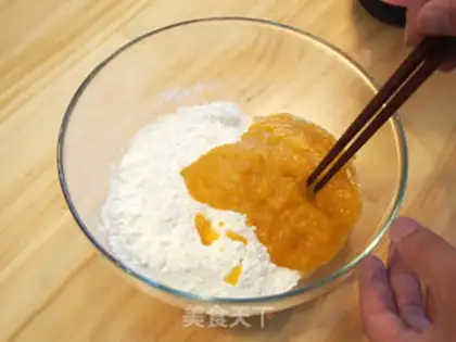 Make Rose rolls step 2
