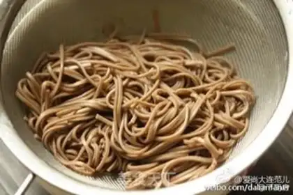 Make Japanese barley noodles step 3
