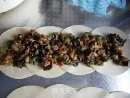 Make Rose dumplings step 2
