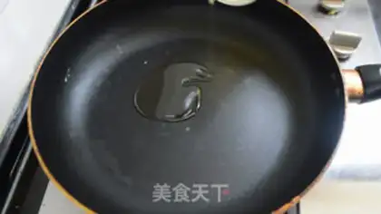 Make Sugar and tomato fried fish step 7