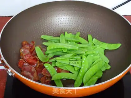 Make Weenie fried Dutch beans step 4