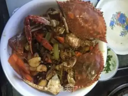 Make Crabs with dry pot sauce step 8