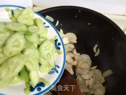 Make Fried potatoes step 1