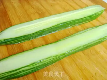 Make Spicy cucumber rolls step 2
