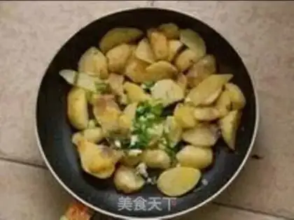 Make Fried potatoes step 2