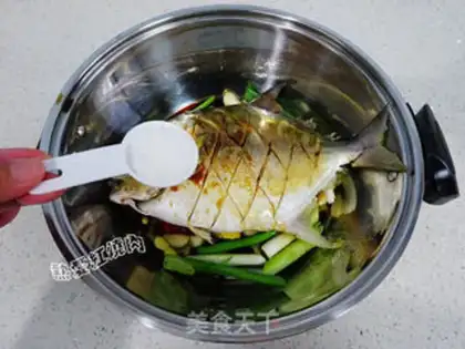 Make Garlic gillfish step 9