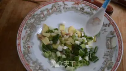 Make Chicken-legged potato stew fan step 0