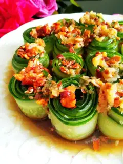 Make Spicy cucumber rolls step 13