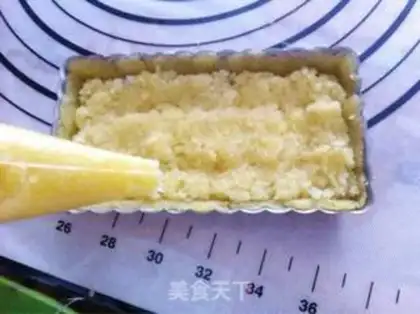Make Rumple blueberry coconut pie step 11