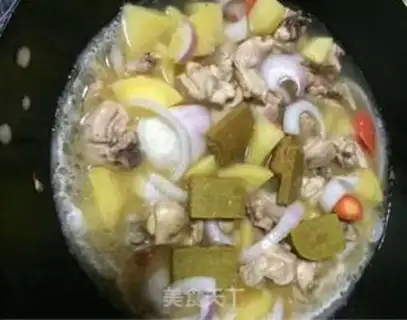 Make Potato curry chicken step 5