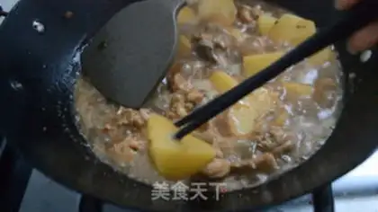 Make Chicken-legged potato stew fan step 12
