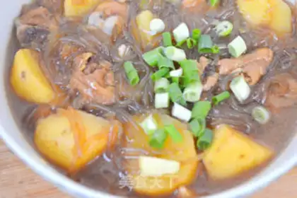 Make Chicken-legged potato stew fan step 14