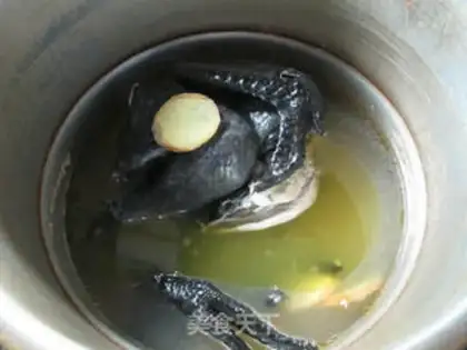 Make Crab-fruit chicken soup step 5