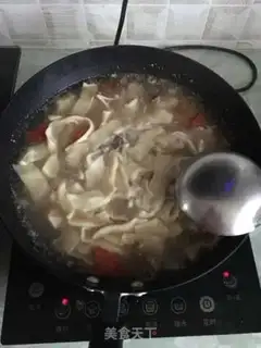Make Tomato egg noodles step 5