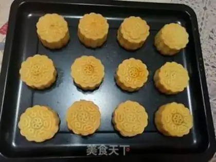 Make White Lotus step 6