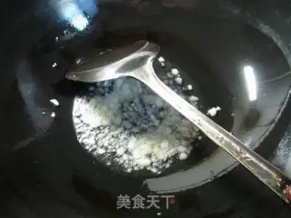 Make Garlic sausage spinach step 1