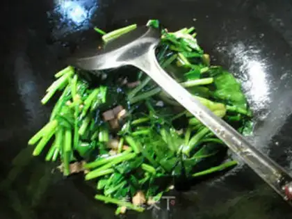 Make Garlic sausage spinach step 4