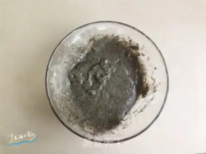 Make Black sesame ricin cake step 4