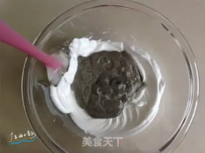 Make Black sesame ricin cake step 7
