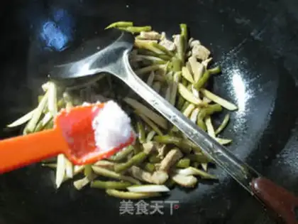 Make The twit, the sour beans step 4