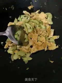 Make Scrambled eggs step 6