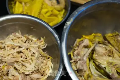 Make ♪ The red onions tore the chicken ♪ step 5