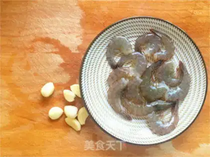 Make Shrimp chips step 1