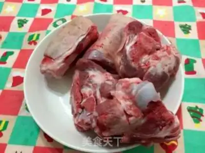 Make The radish hoof soup step 0