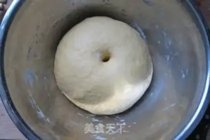 Make Yellow rose bun step 5