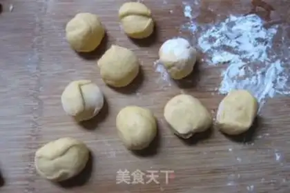 Make Yellow rose bun step 6