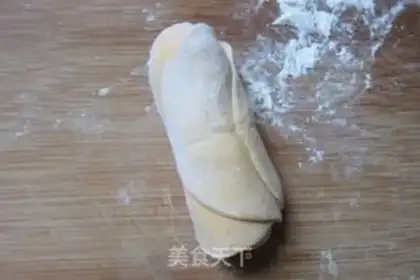 Make Yellow rose bun step 9