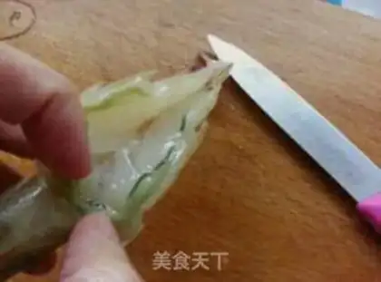 Make Dinosaur shrimp step 1