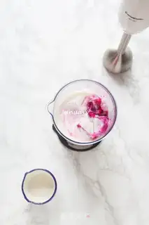 Make Flamingo yogurt step 2