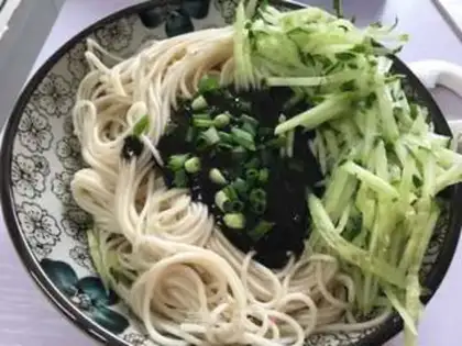 Make Black sesame noodles step 0