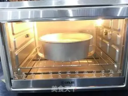 Make Rose heart cake step 9