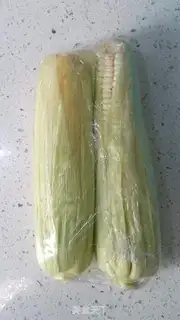 Make Three minutes of steamed corn step 2