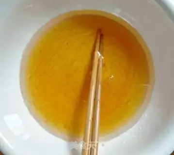 Make A wide moon cake step 1