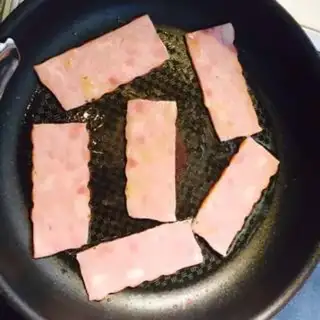 Make Bacon toast step 0