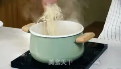 Make Onion noodles step 6