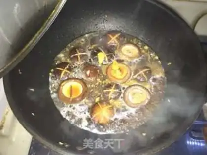 Make Mushrooms burning noodles step 12