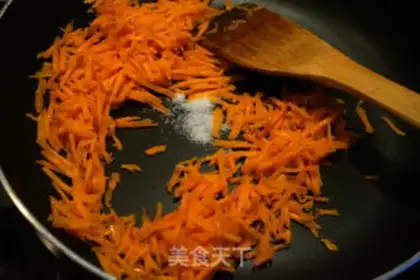 Make Ping-pong egg fried rice step 5