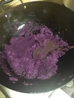 Make Egg yolk step 1