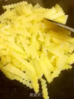 Make Spicy wave potatoes step 5