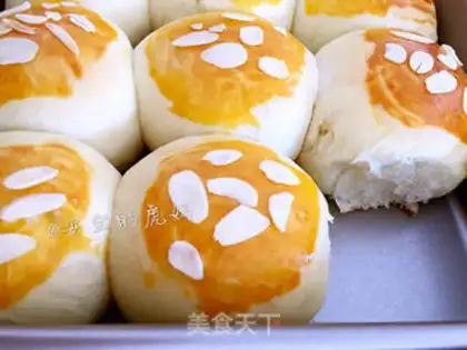 Make Almond coconut snack step 1