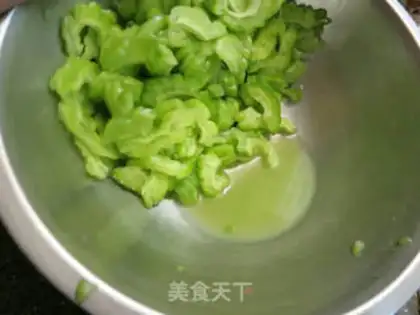 Make A cold, bitter melon step 2
